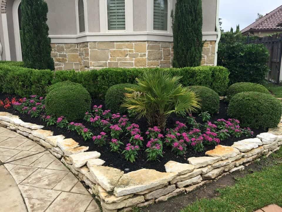 landscaping in Magnolia, TX
