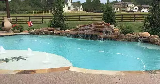 Backyard-swimming-pool