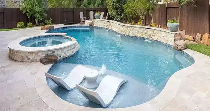Swimming pool designs for small yards